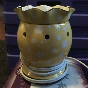 Scentsy Yellow Polka dot warmer